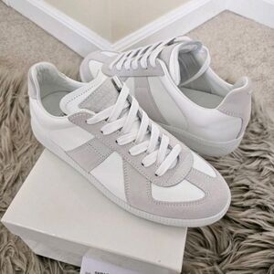 Maison Margiela Replica Sneakers Grey & White Women's 37 New In Box MSRP $670